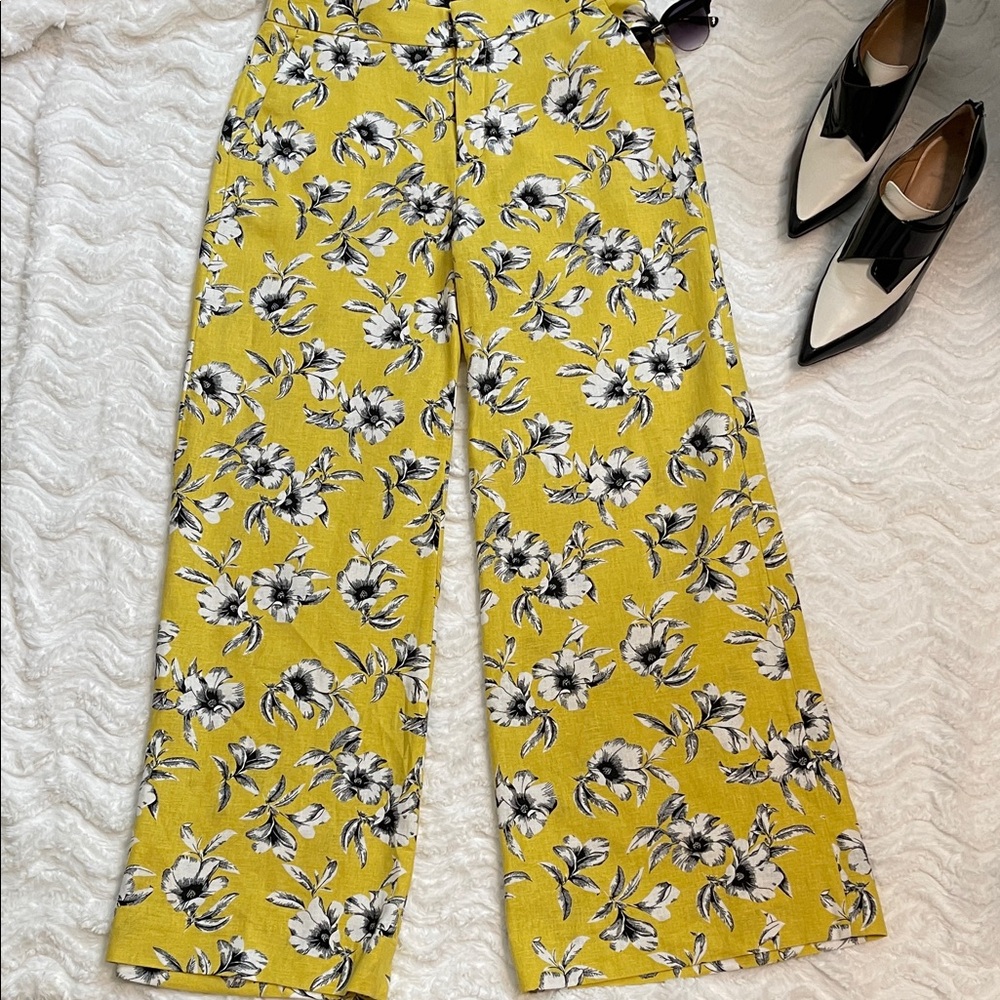 Banana Republic Linen/Rayon Yellow Floral Wide Leg Pants - Picture 9 of 12